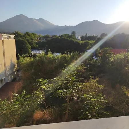 Oda ve Kahvaltı Michelangelo 4*